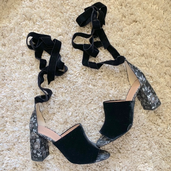 Lewit Mule Block Heel Sandals Velvet - Picture 2 of 8